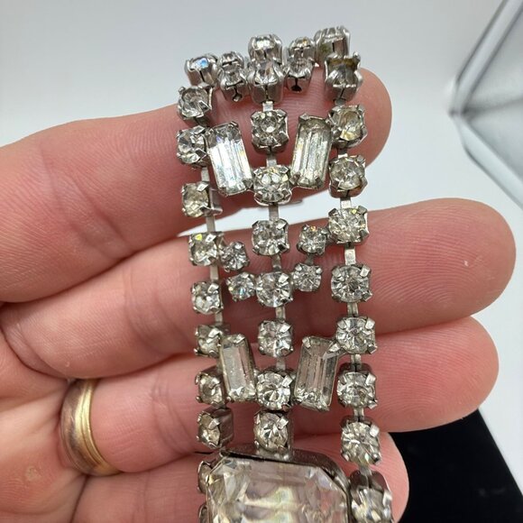 Vtg Clear Rhinestone Silver Tone Wide Bracelet Emerald Cut Center Stone Baguette - Picture 10 of 12